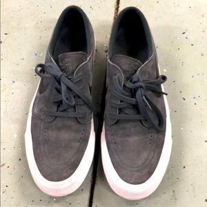 Nike Janowski's - Men's size 9